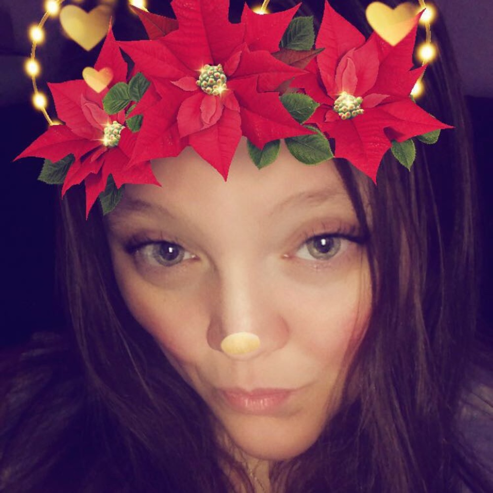 Meet your Posher, April